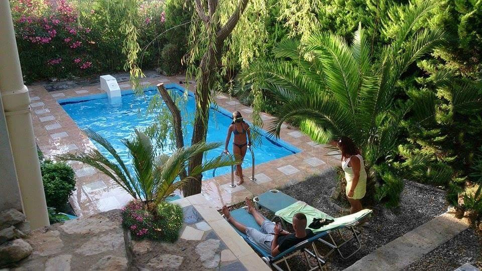 Mikros Paradisos Somatás Exterior foto